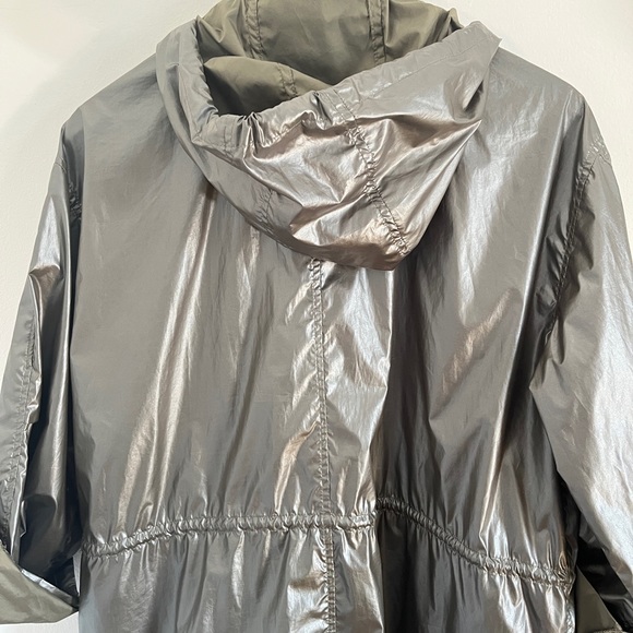 Metallic army green utility-style raincoat - Picture 8 of 13